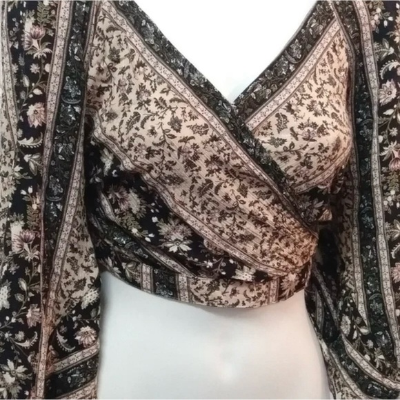 American Eagle Faux-Wrap Bohemian Blouse - Picture 4 of 5